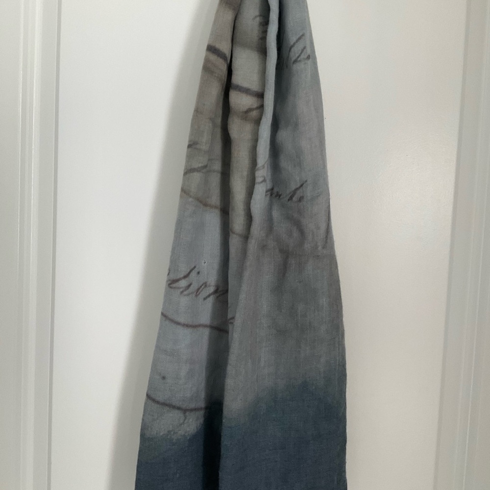Scarf of pretty dusty colors.